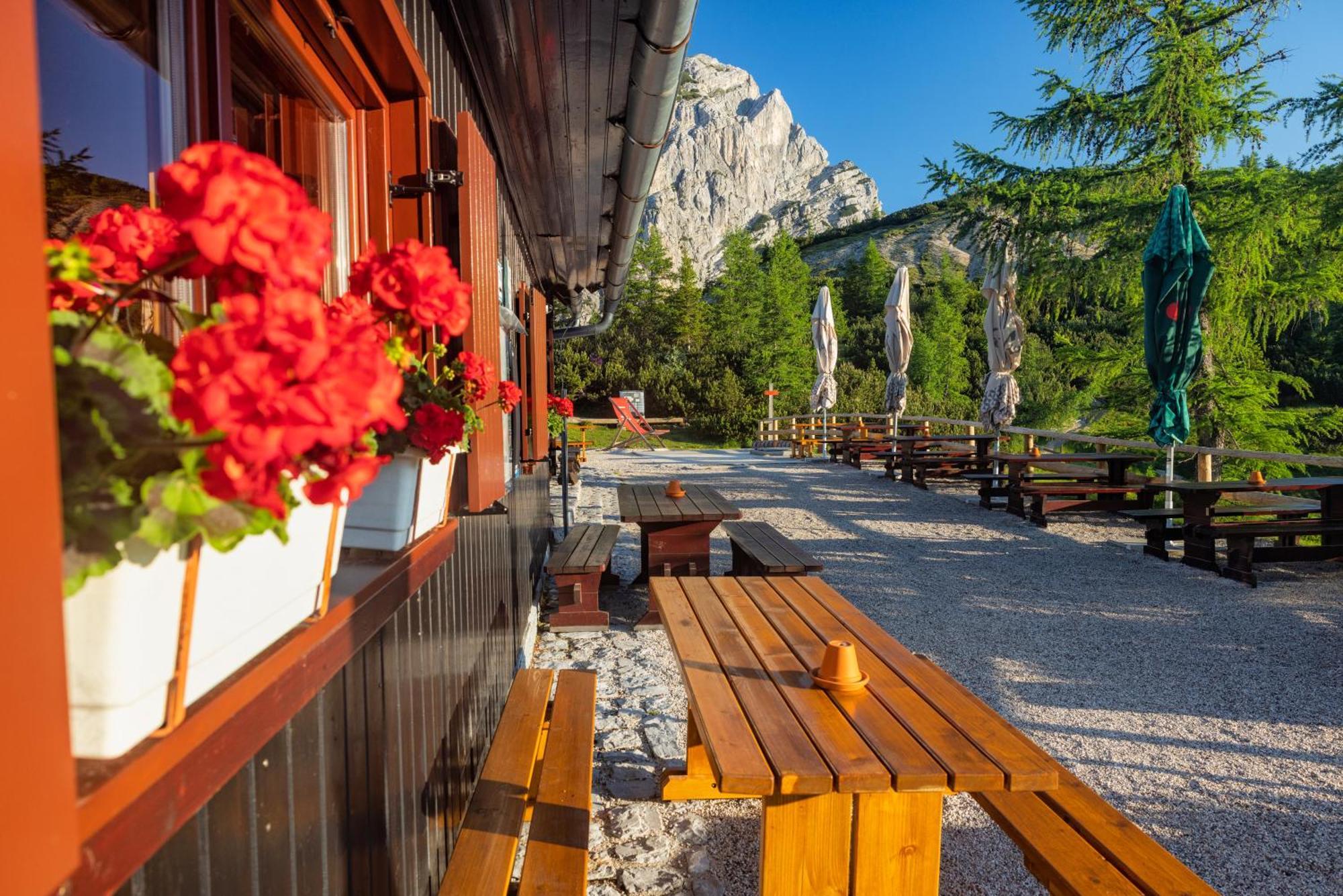 Postarski Dom On Vrsic Kranjska Gora Eksteriør billede