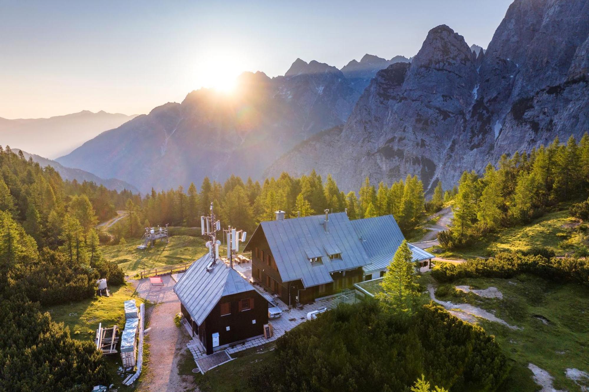 Postarski Dom On Vrsic Kranjska Gora Eksteriør billede
