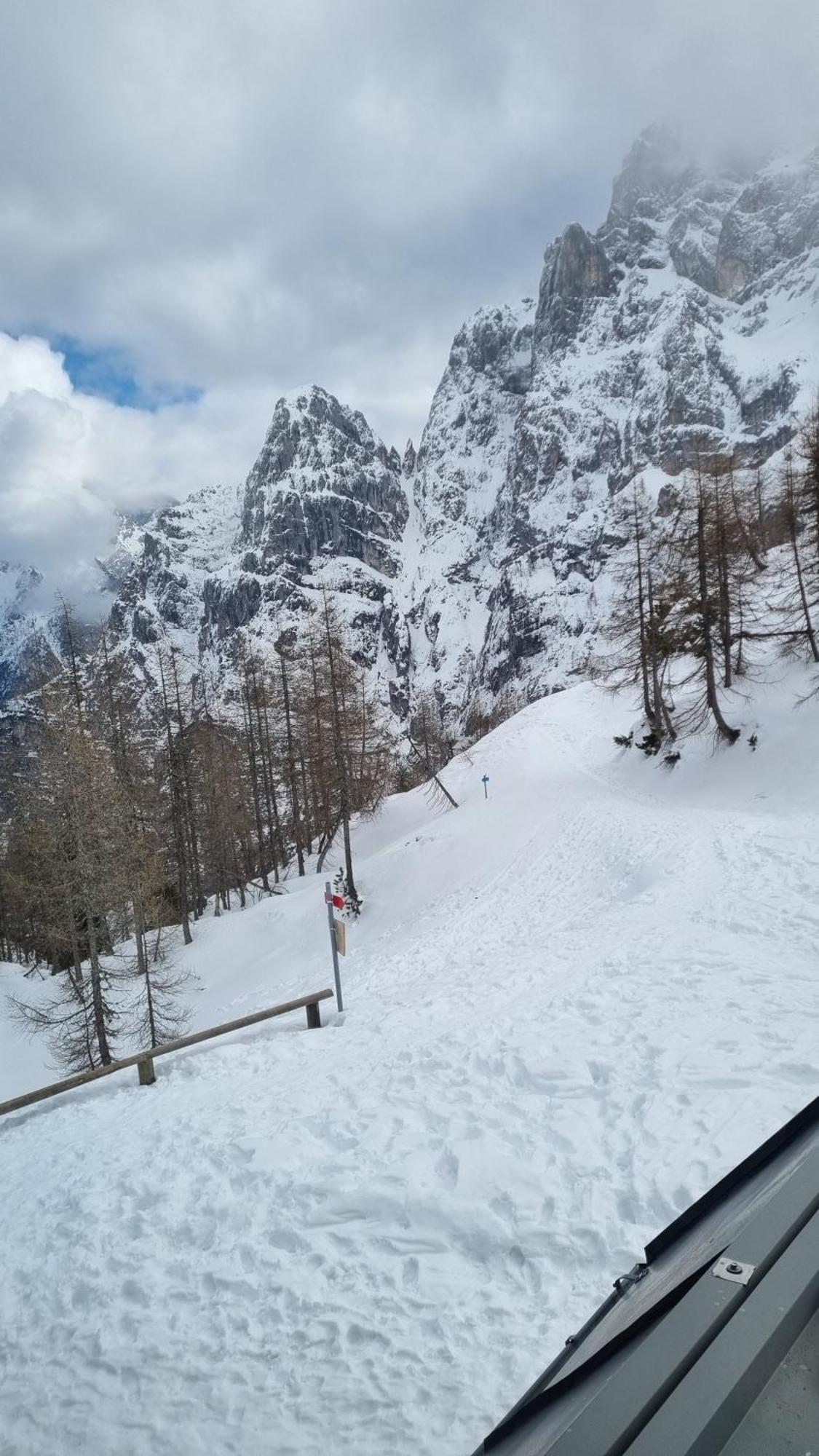 Postarski Dom On Vrsic Kranjska Gora Eksteriør billede